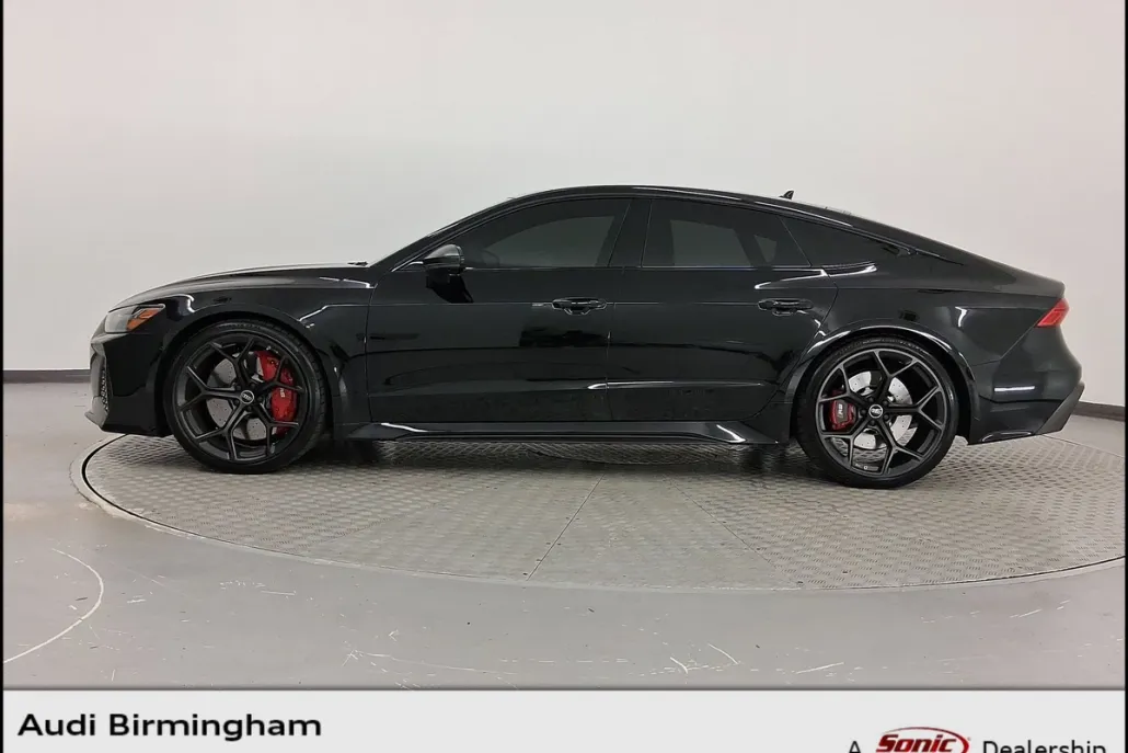 2025 Audi RS 7 Performance Base photo 1