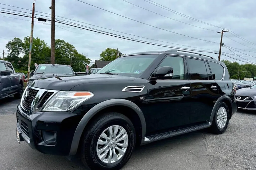 2019 Nissan Armada SV photo 1