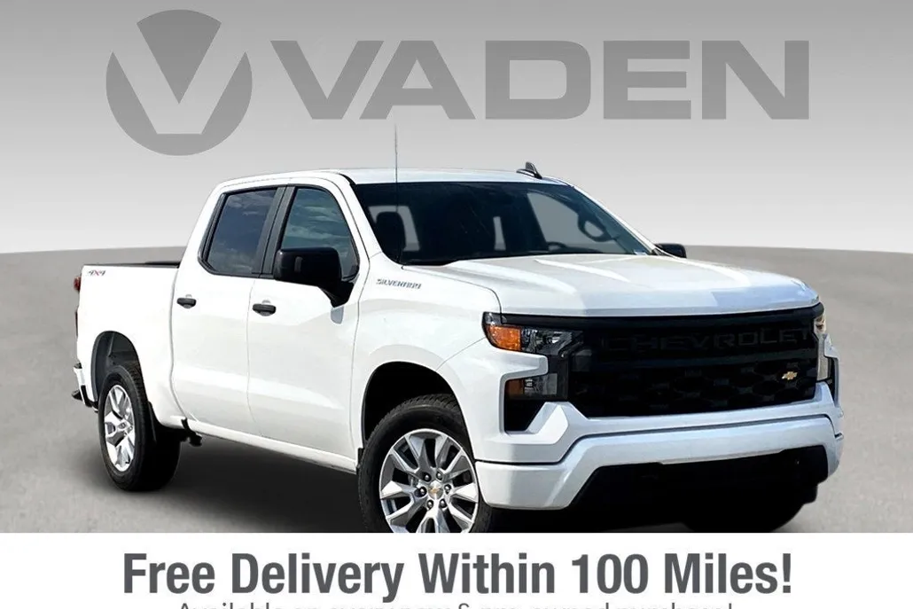 2024 Chevrolet Silverado 1500 Custom photo 1