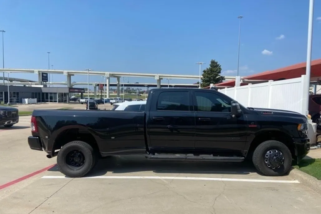 2024 Ram 3500 Big Horn photo 1