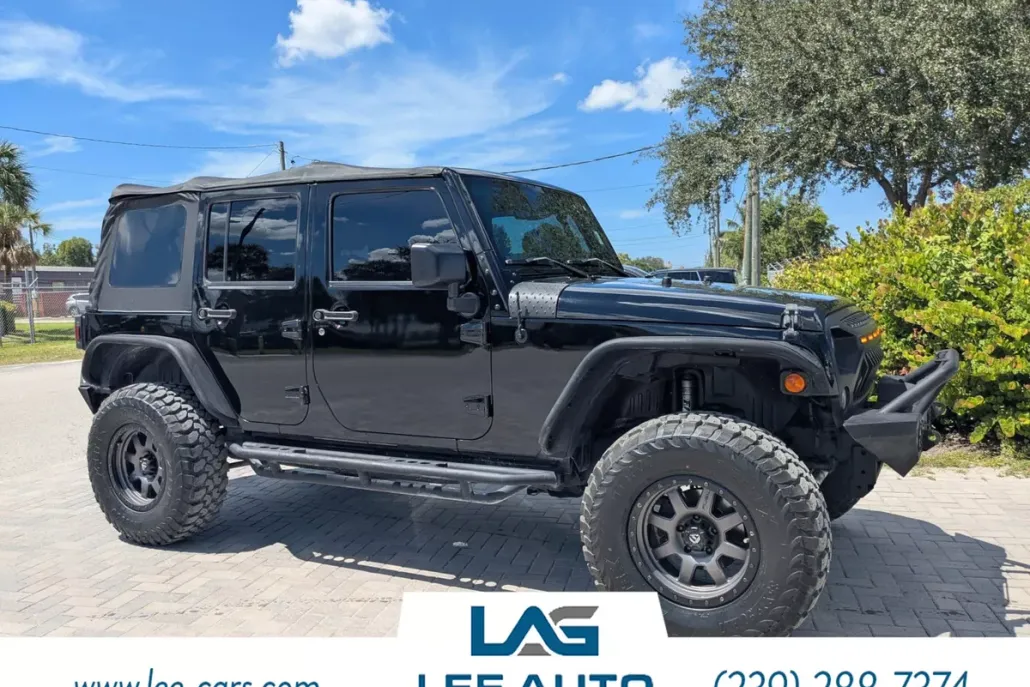 2015 Jeep Wrangler Unlimited Sport photo 1