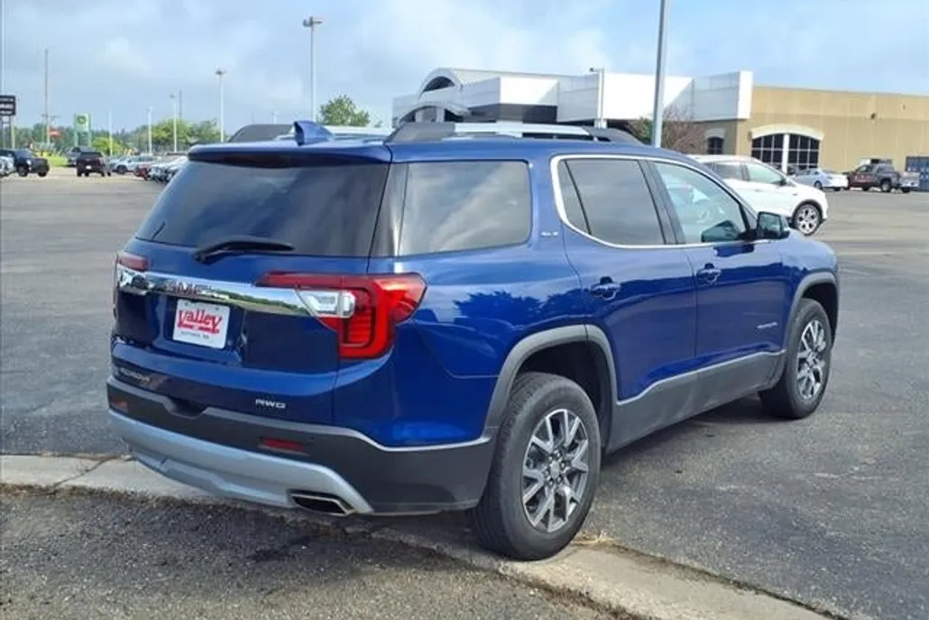 2023 Gmc Acadia SLE photo 1