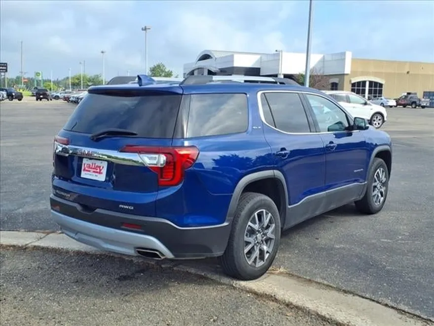2023 Gmc Acadia SLE photo 1