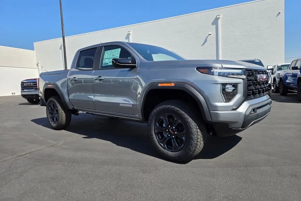 2025 Gmc Canyon Elevation photo 1