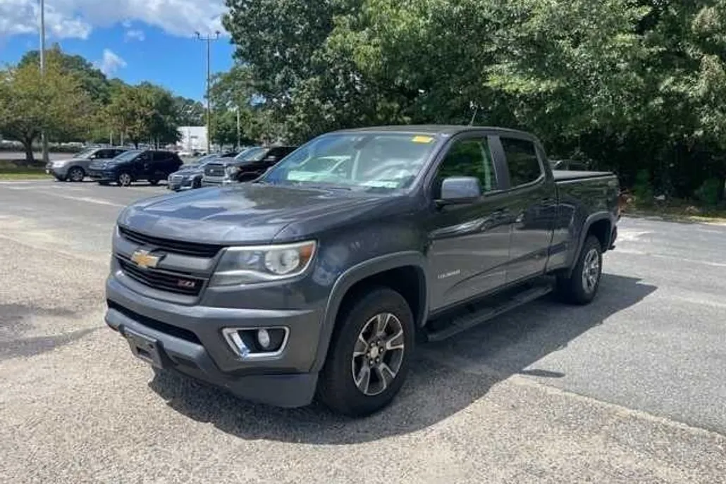 2017 Chevrolet Colorado Z71 photo 1