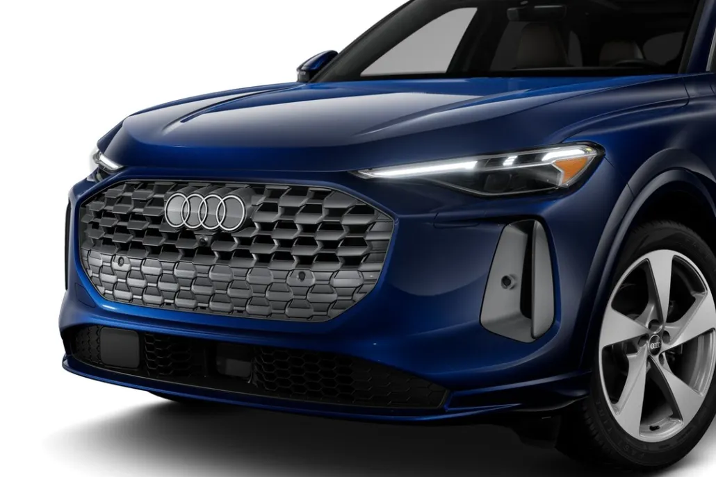 2025 Audi Q5 Prestige TFSI Premium photo 1