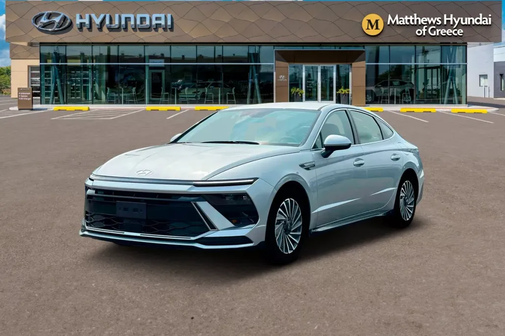 2025 Hyundai Sonata Hybrid SEL photo 1