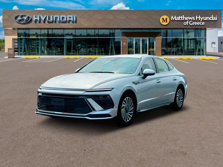 2025 Hyundai Sonata Hybrid SEL photo 1