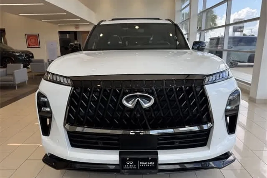2026 Infiniti QX80 Sensory photo 1
