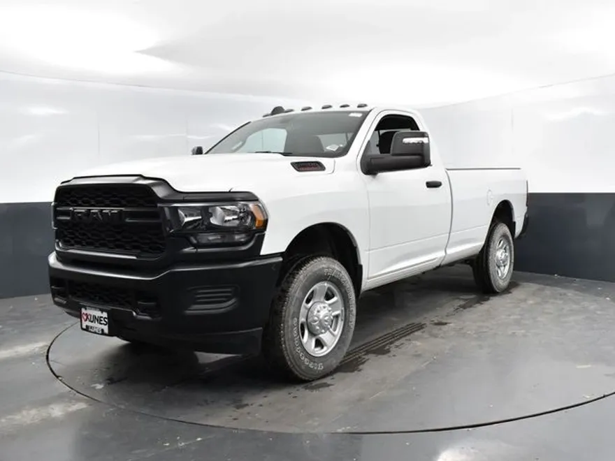 2024 Ram 2500 Tradesman photo 1