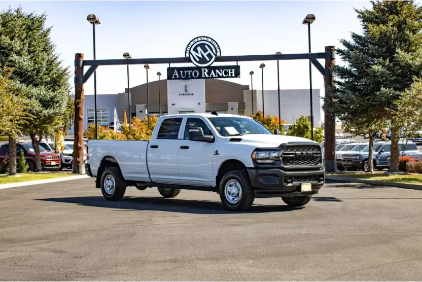 2024 Ram 2500 Tradesman photo 1