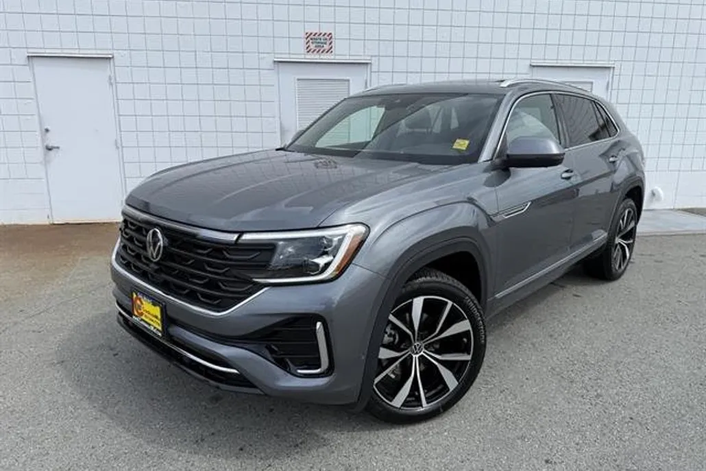 2025 Volkswagen Atlas Cross Sport SEL Premium R-Line photo 1