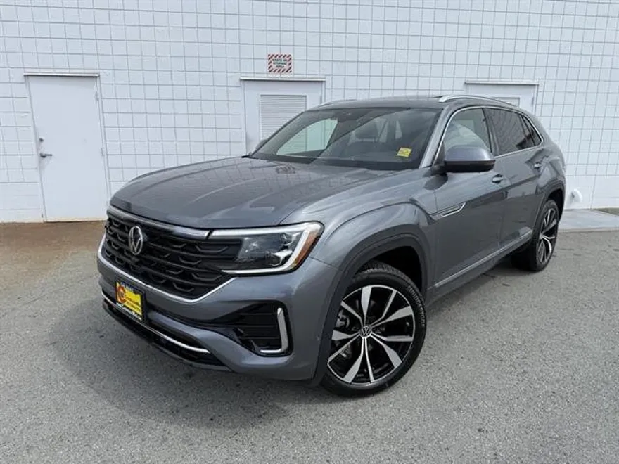 2025 Volkswagen Atlas Cross Sport SEL Premium R-Line photo 1