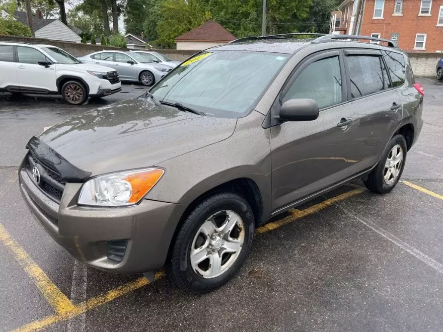 2012 Toyota RAV4 Base photo 1