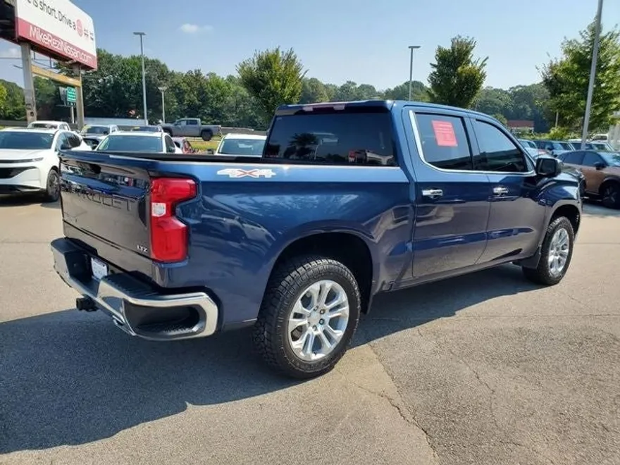 2023 Chevrolet Silverado 1500 LTZ photo 1