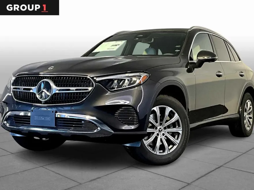 2026 Mercedes Benz GLC 300 4MATIC photo 1