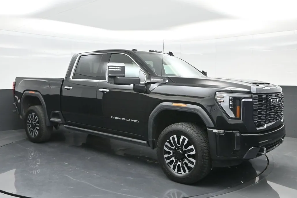 2024 Gmc Sierra HD Denali Ultimate photo 1