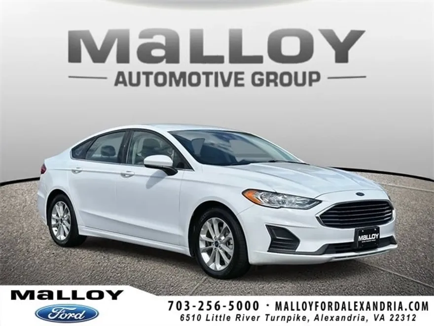 2020 Ford Fusion SE photo 1