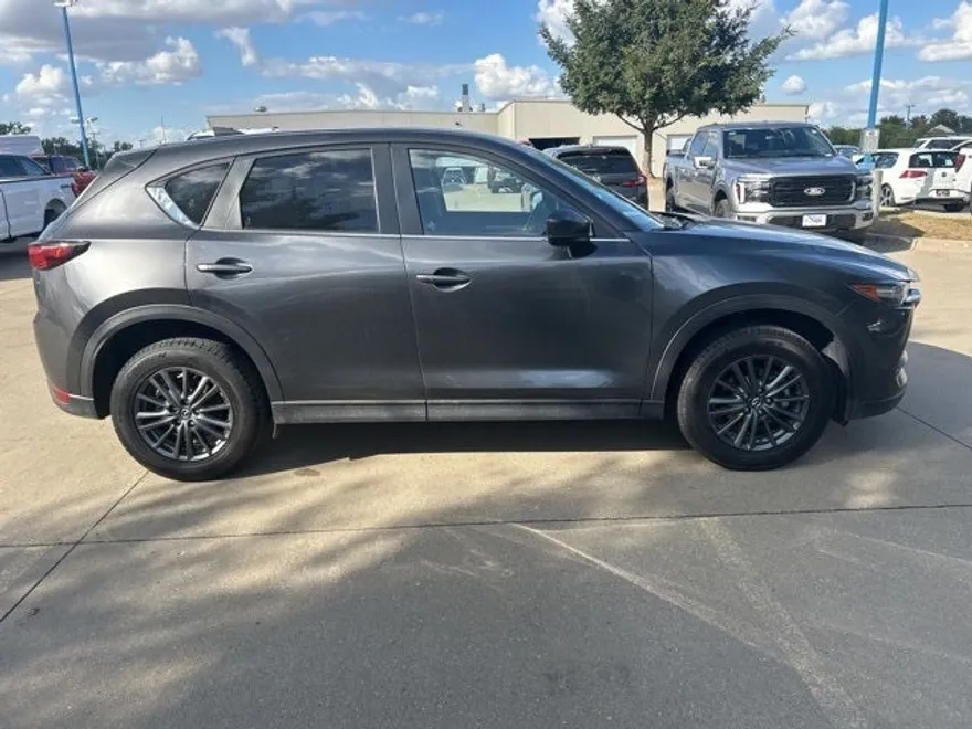 2021 Mazda CX-5 Touring photo 1
