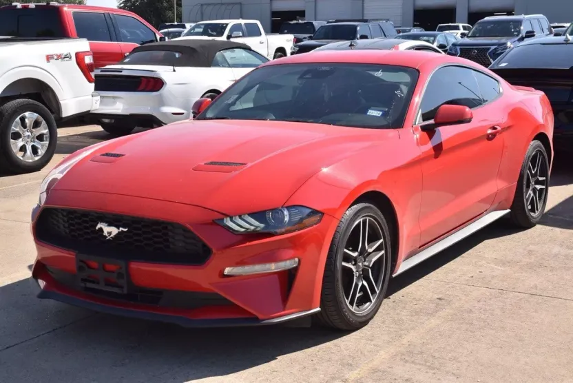 2022 Ford Mustang EcoBoost Premium photo 1