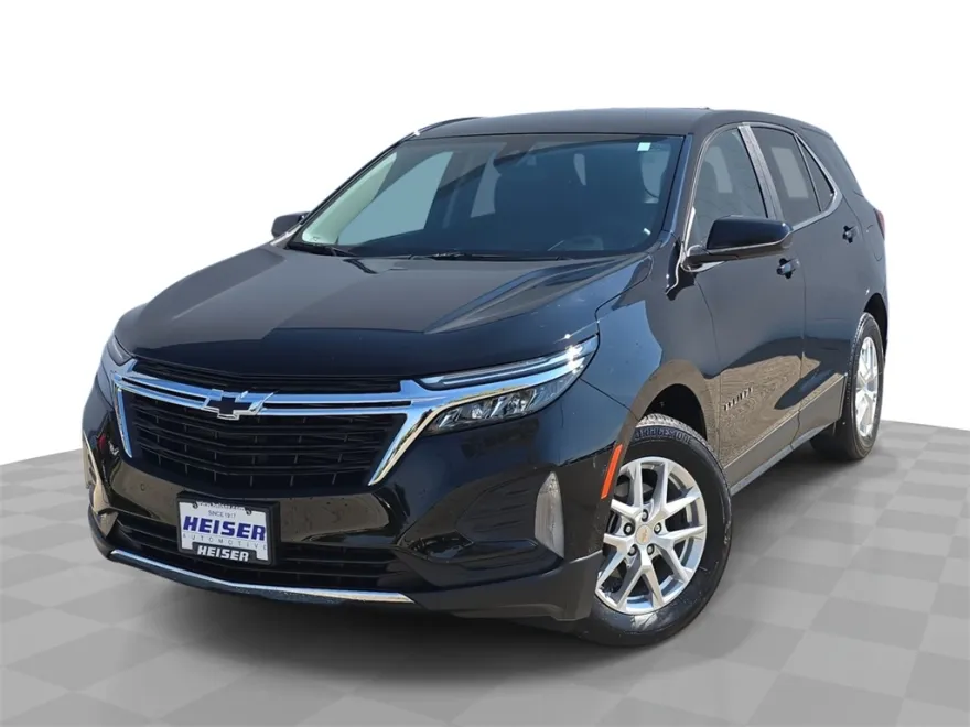 2023 Chevrolet Equinox LT photo 1