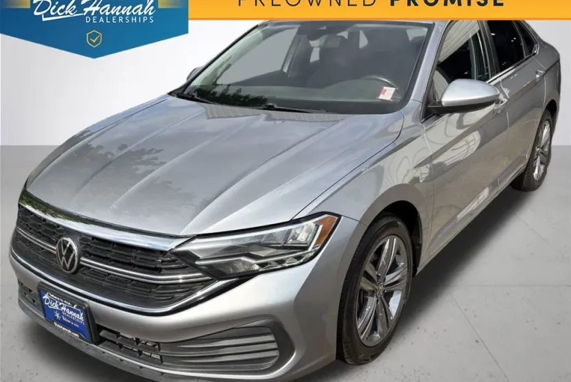 2022 Volkswagen Jetta 1.5T SE photo 1