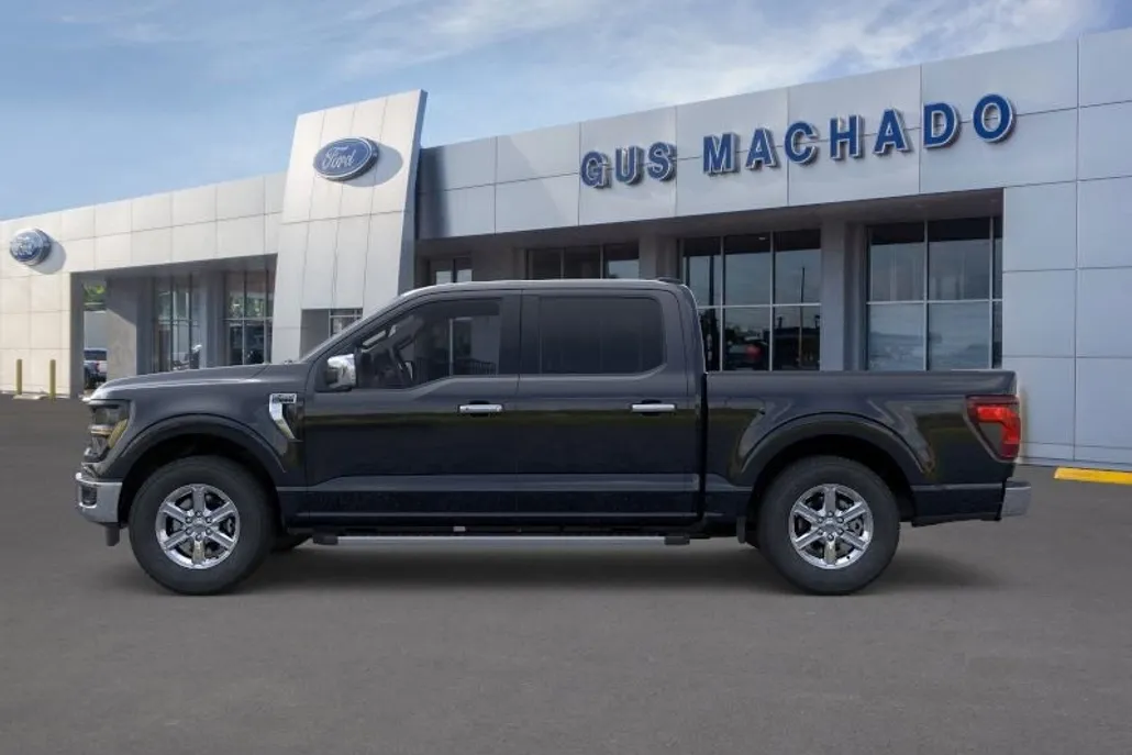 2025 Ford F-150 XLT photo 1