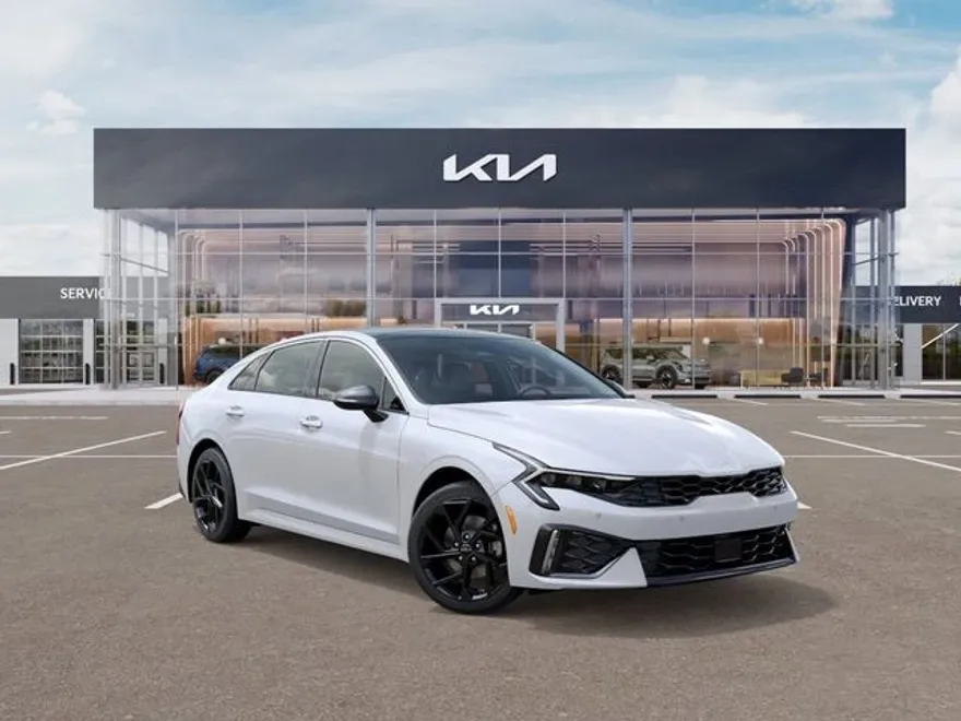 2026 Kia K5 GT-Line photo 1