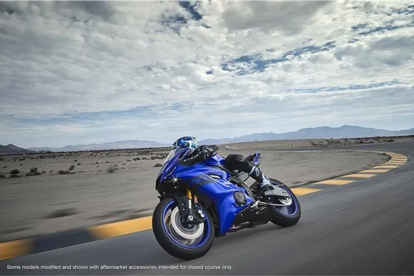 2018 Yamaha YZF-R6 photo 1
