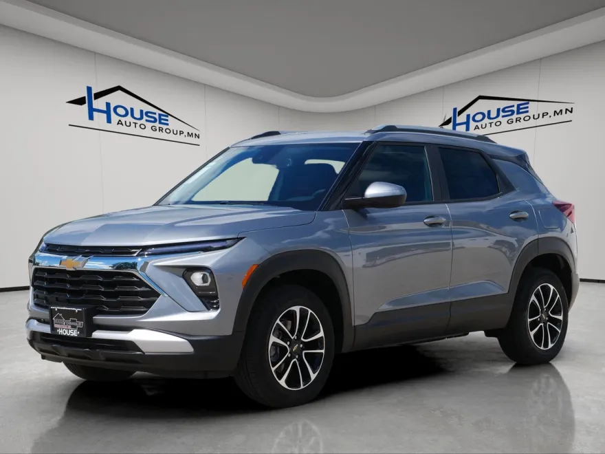2026 Chevrolet Trailblazer LT photo 1