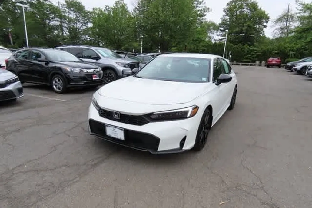 2025 Honda Civic Sport photo 1
