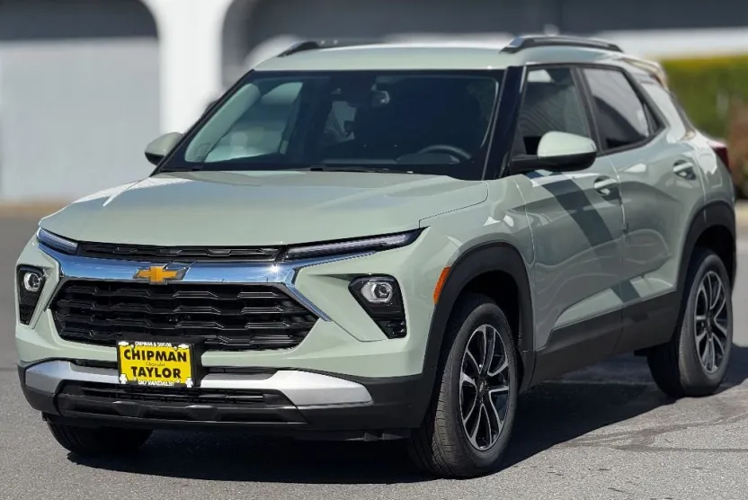 2026 Chevrolet Trailblazer LT photo 1