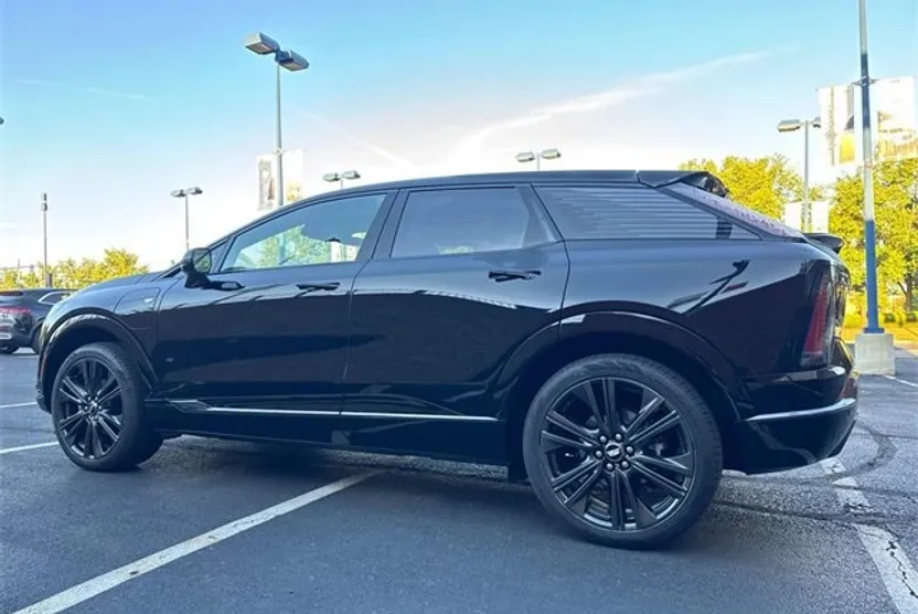 2025 Cadillac Optiq Sport photo 1