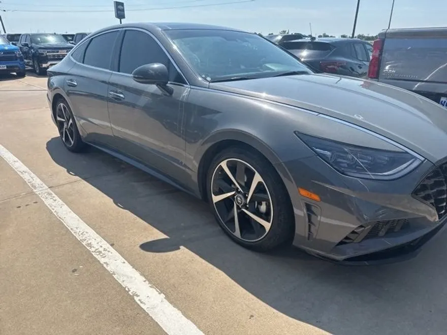 2023 Hyundai Sonata SEL Plus photo 1