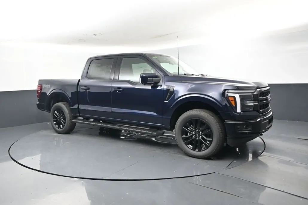 2025 Ford F-150 Lariat photo 1