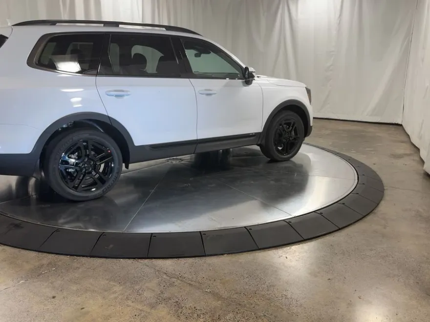 2025 Kia Telluride SX X-Line photo 1