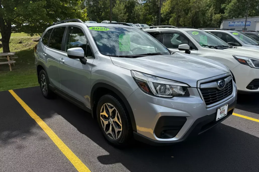 2020 Subaru Forester Premium photo 1