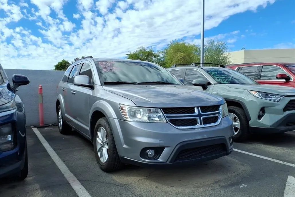 2015 Dodge Journey SXT photo 1