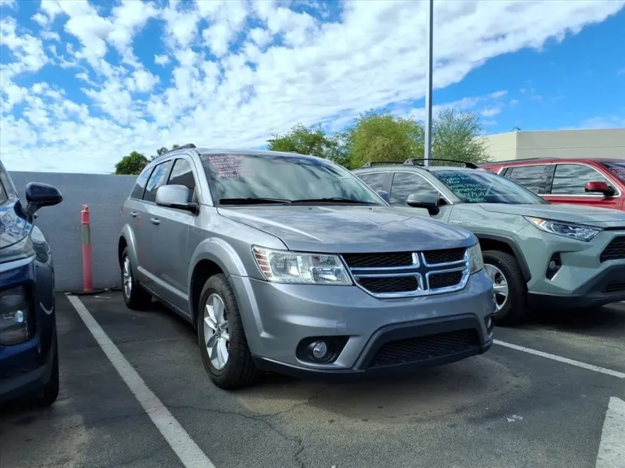 2015 Dodge Journey SXT photo 1