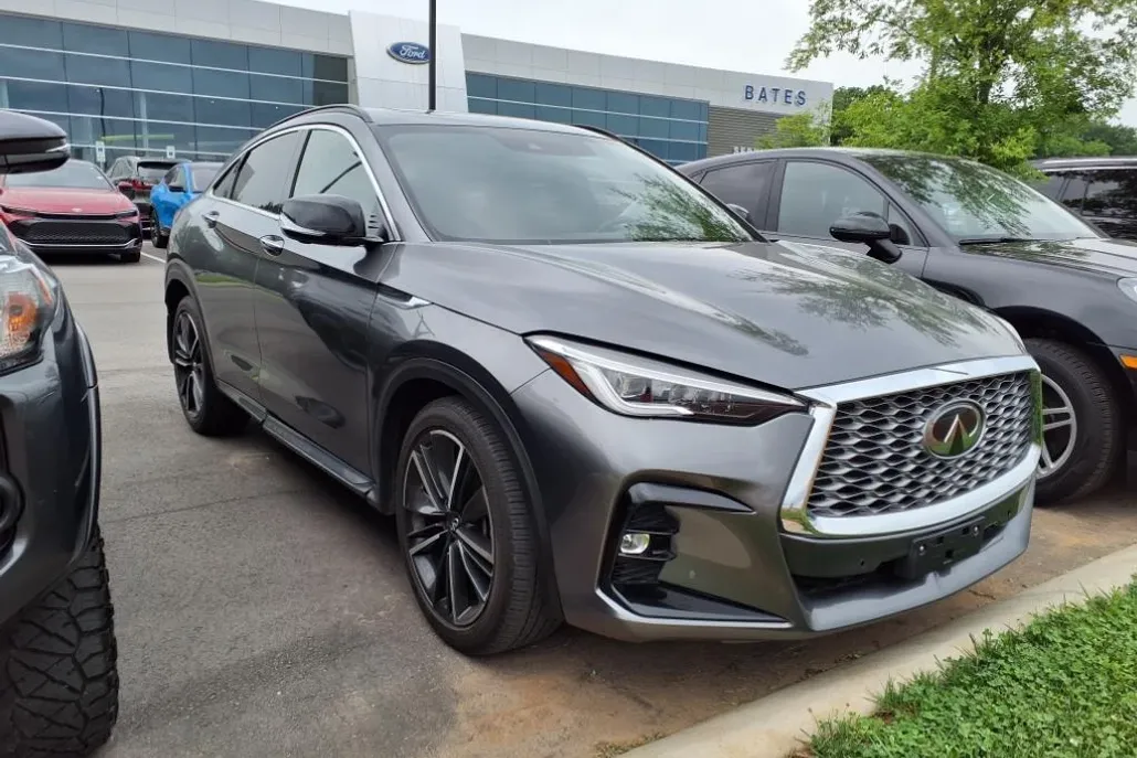2022 Infiniti QX55 Essential photo 1