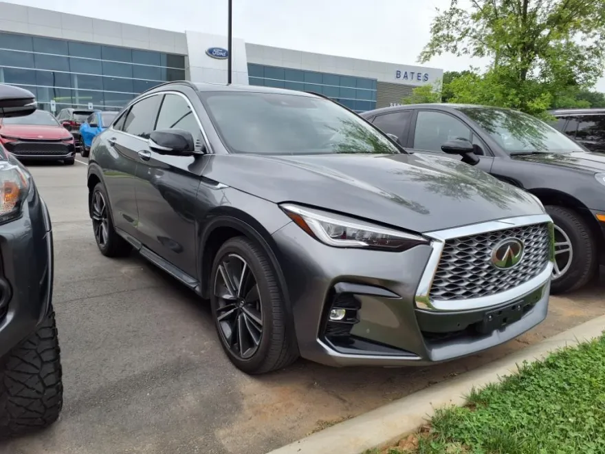 2022 Infiniti QX55 Essential photo 1