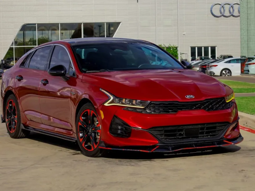 2021 Kia K5 GT-Line photo 1