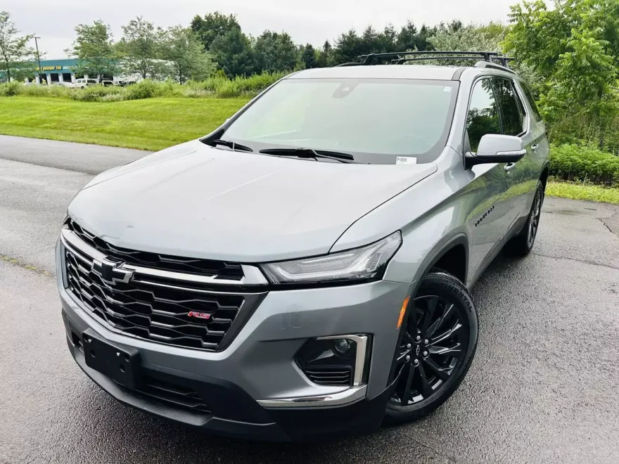 2023 Chevrolet Traverse RS photo 1