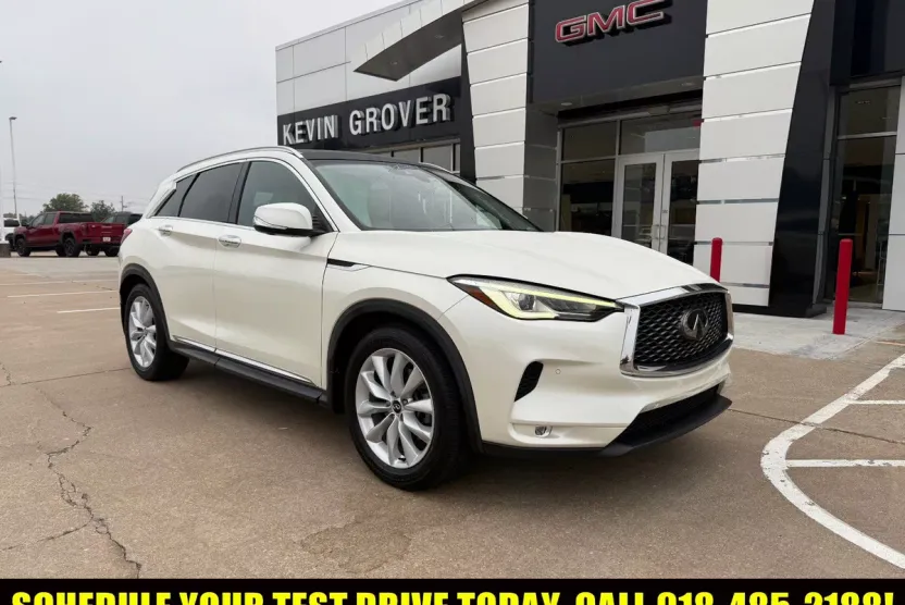 2019 Infiniti QX50 Essential photo 1