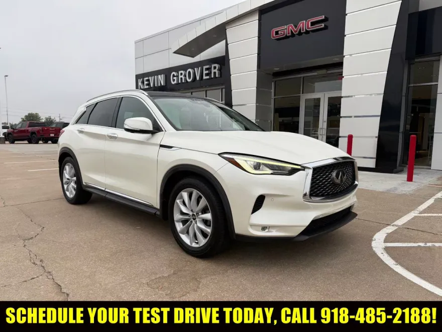 2019 Infiniti QX50 Essential photo 1