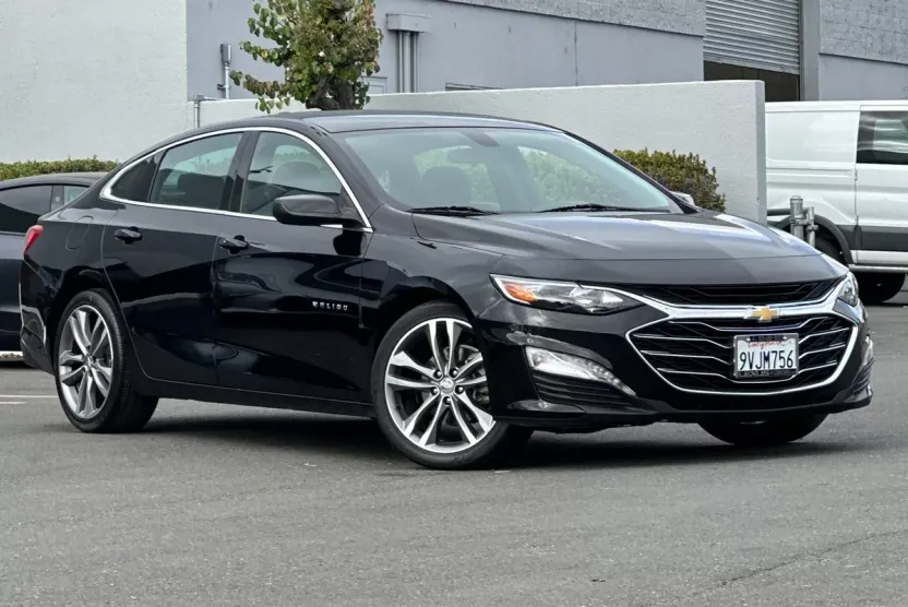 2022 Chevrolet Malibu 1LT photo 1