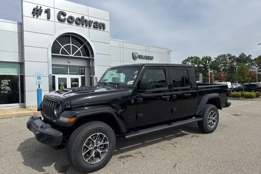 2025 Jeep Gladiator Sport S photo 1