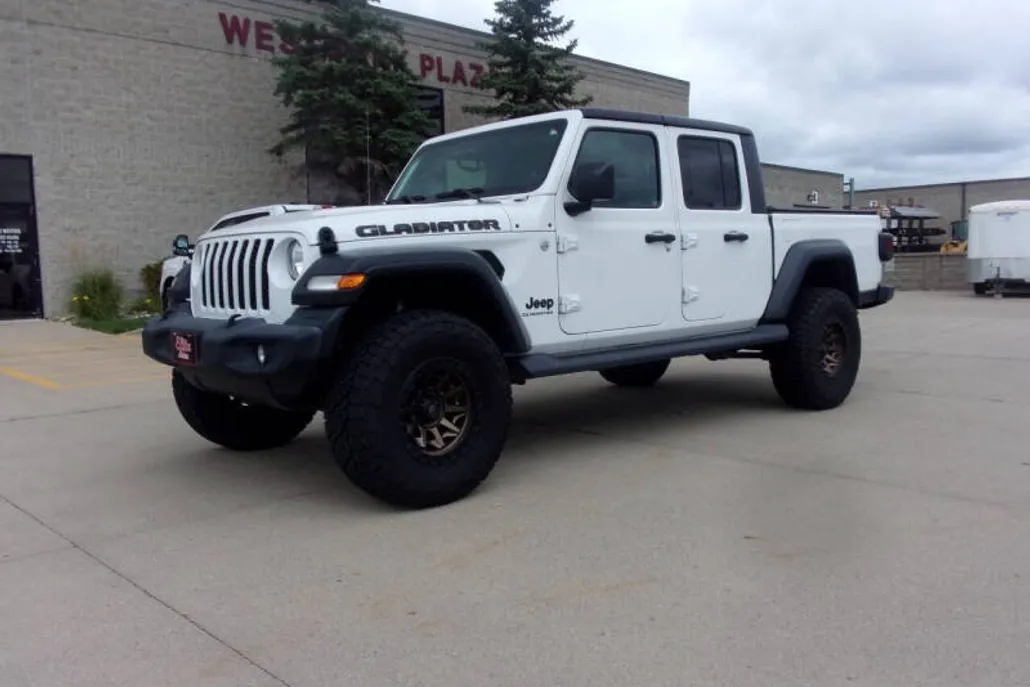 2020 Jeep Gladiator Sport S photo 1