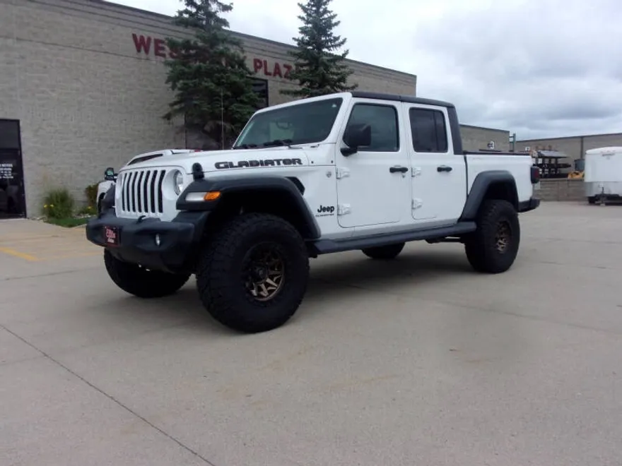 2020 Jeep Gladiator Sport S photo 1