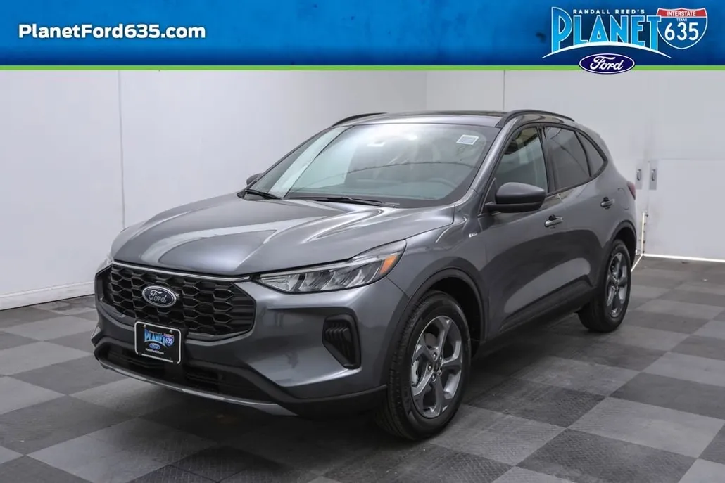 2025 Ford Escape ST-Line photo 1